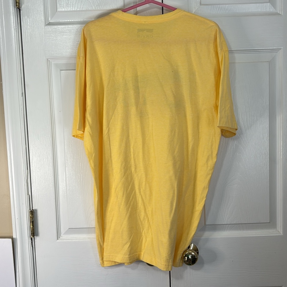 Orvis Yellow Graphic T-Shirt for Men Sz XXL Excellent Condition - Picture 4 of 4